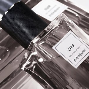 CUIR - LE VESTIAIRE DES PARFUMS