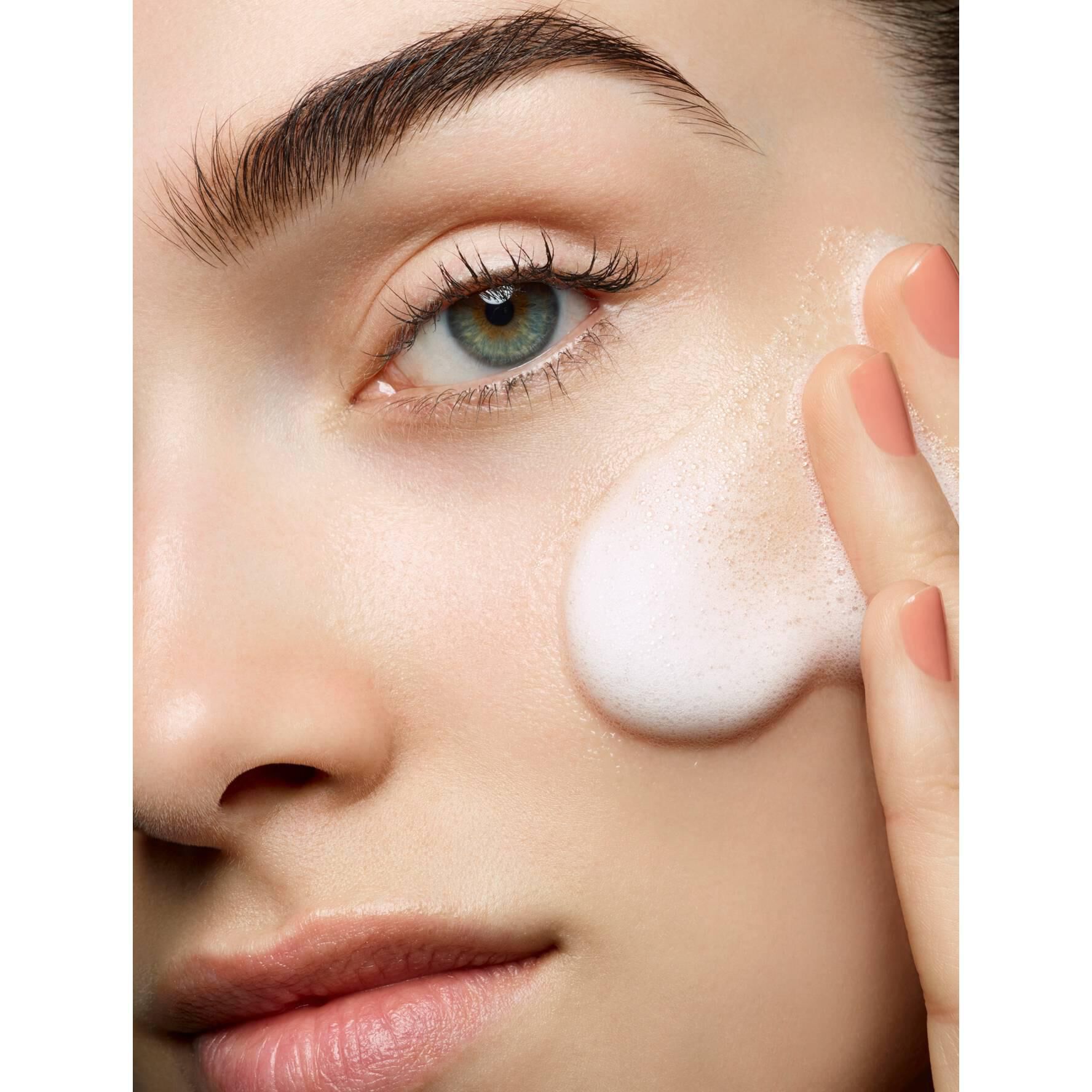 Top Secrets Foaming Cleanser